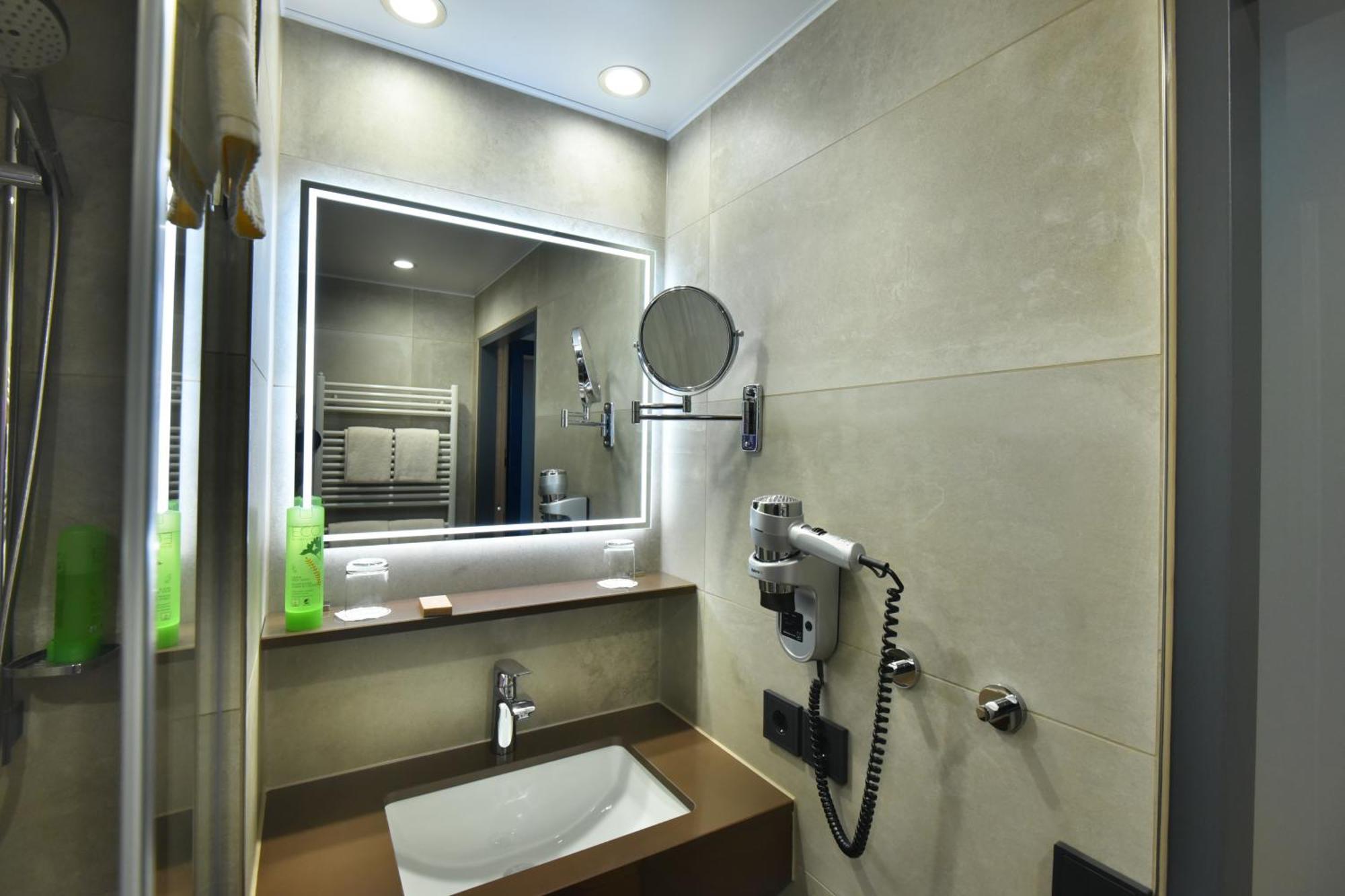 Bio-Seehotel Zeulenroda Zeulenroda-Triebes Quarto foto